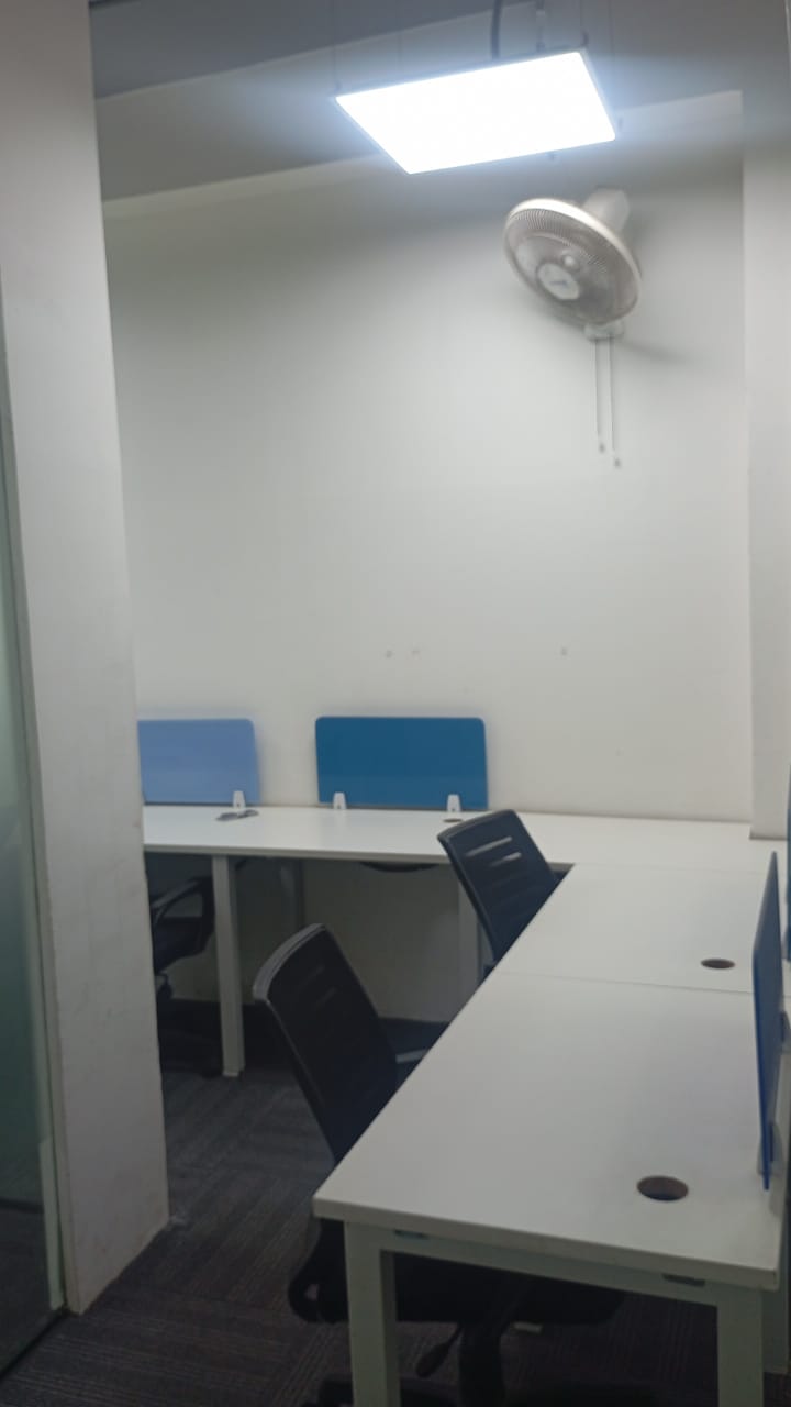 Furnished Office with Cabin & 6 Workstations – Block D, Sector 63, Noida