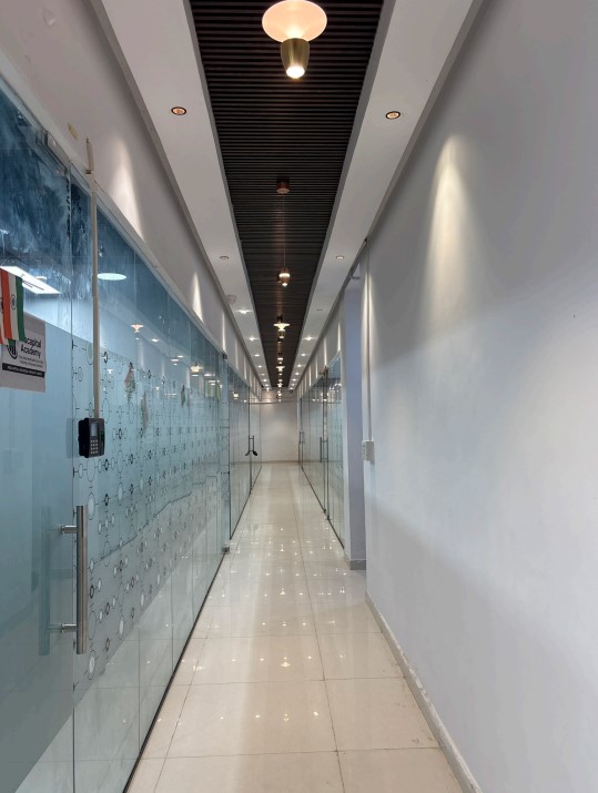 Private Office with 1 Cabin & 9 Workstations in Sector-63 B, Noida