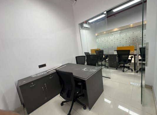 12 Workstations + 2 Director Cabins | 1100 Sq Ft Office in Noida Sector 63 (B Block)