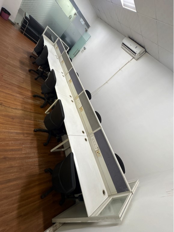 1 Director cabin along with 10 Workstations, Fully furnished office
