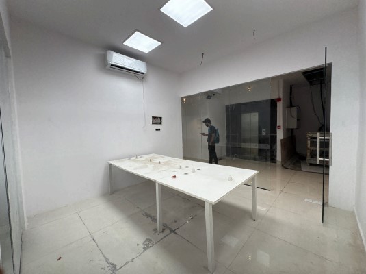 Private Office with 1 Cabin & 9 Workstations in Sector-63 B, Noida