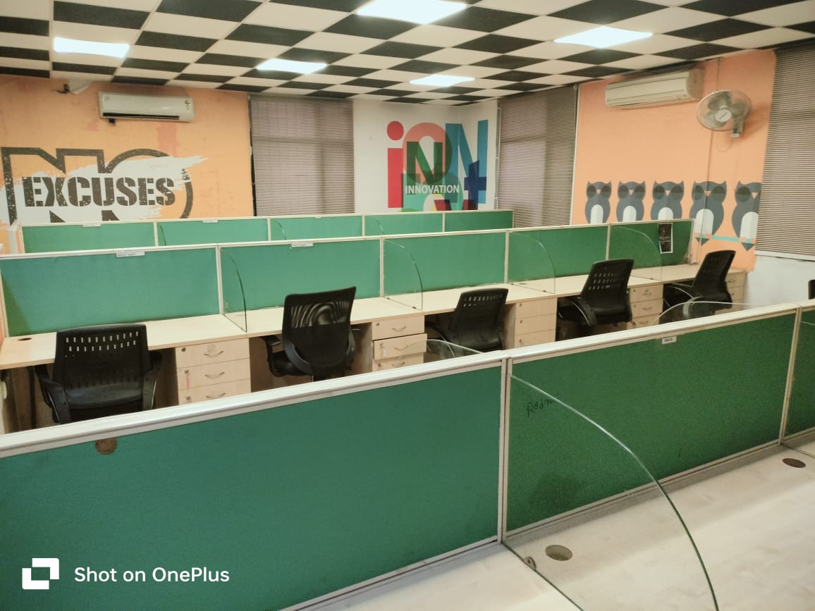 Coworking Seats @ ₹5,000/month – A Block, Sector 63, Noida