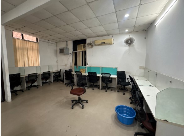 32+ Seater Furnished Office for Rent – Sector 65, Noida